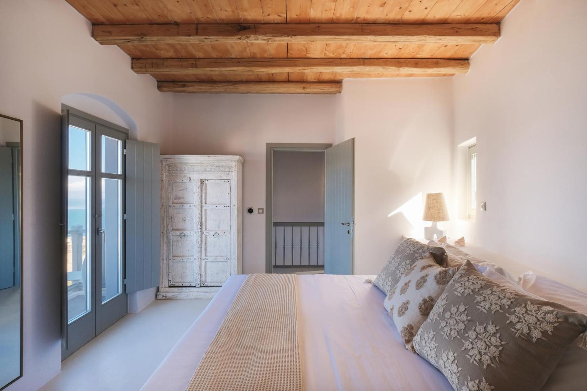 Odyssey Rock Milos Sunset Suites Plaka  Exterior foto