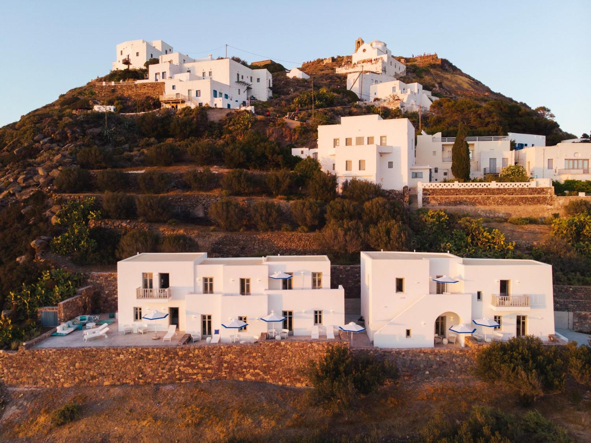 Odyssey Rock Milos Sunset Suites Plaka  Exterior foto